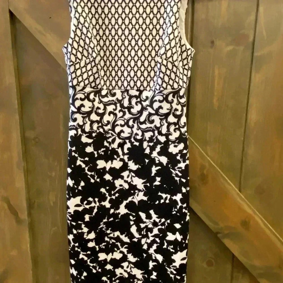 WHBM Bodycon Sheath Dress - Picture 7 of 8